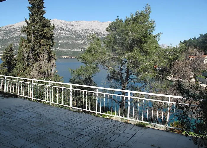 Apartments Zuvela